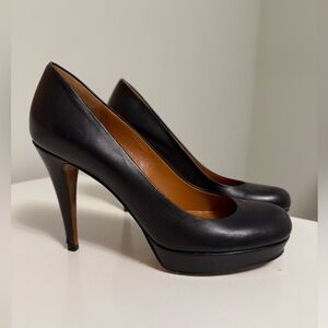 Gucci black platform heels- size 8